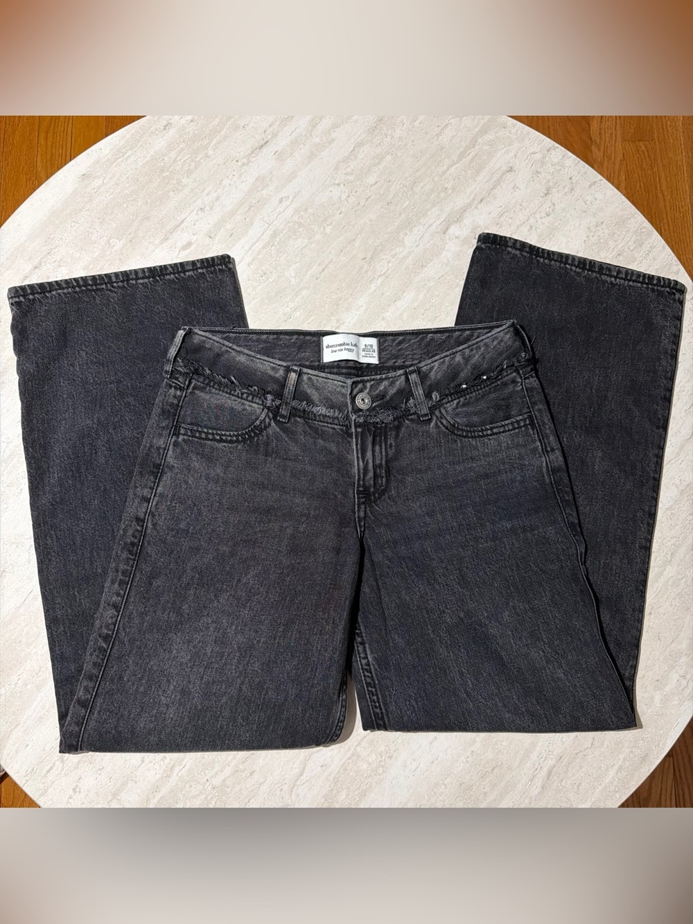 NWOT Abercrombie Kids Low Rise Baggy Jeans *Super Soft *9/10